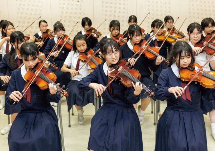バイオリン演奏の授業