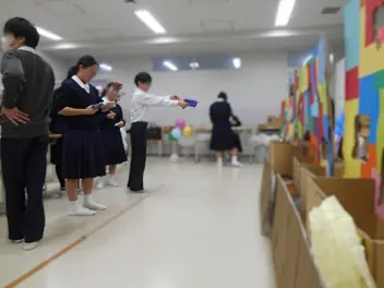 手作りのシューティングゲームで遊ぶ